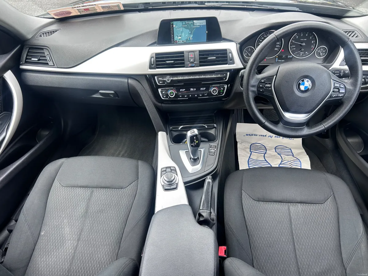 2017 BMW 318i PETROL AUTO ESTATE SE - Image 2