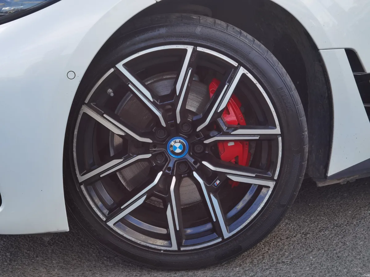 BMW I4 EDRIVE40 M SPORT **91.6% BATTERY HEALTH** - Image 2