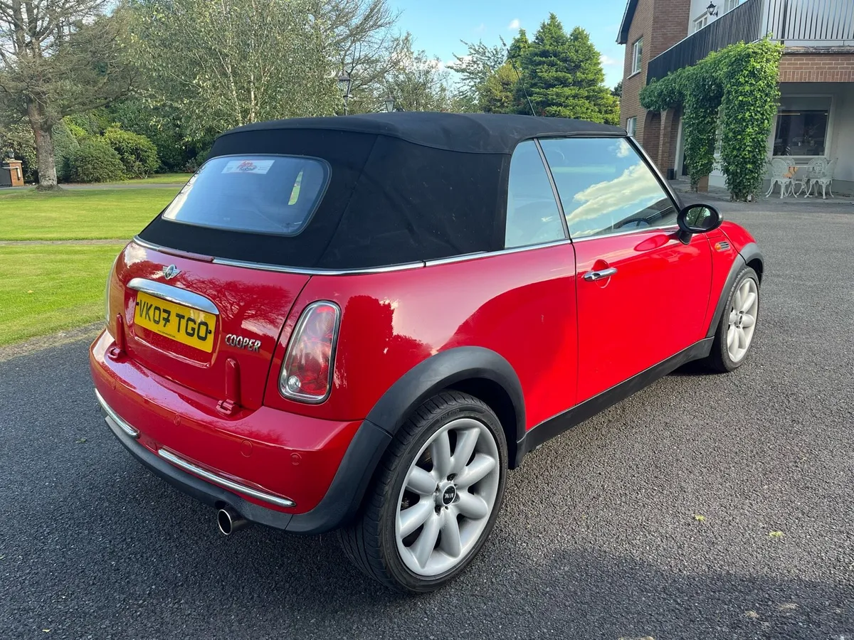 Mini Cooper Convertible - Image 4