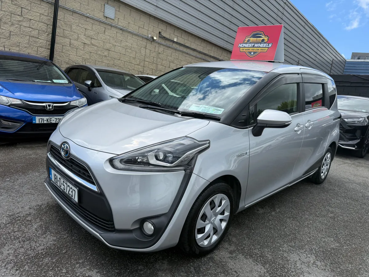 2018 Toyota Sienta 1.5 Hybrid Automatic - Image 3