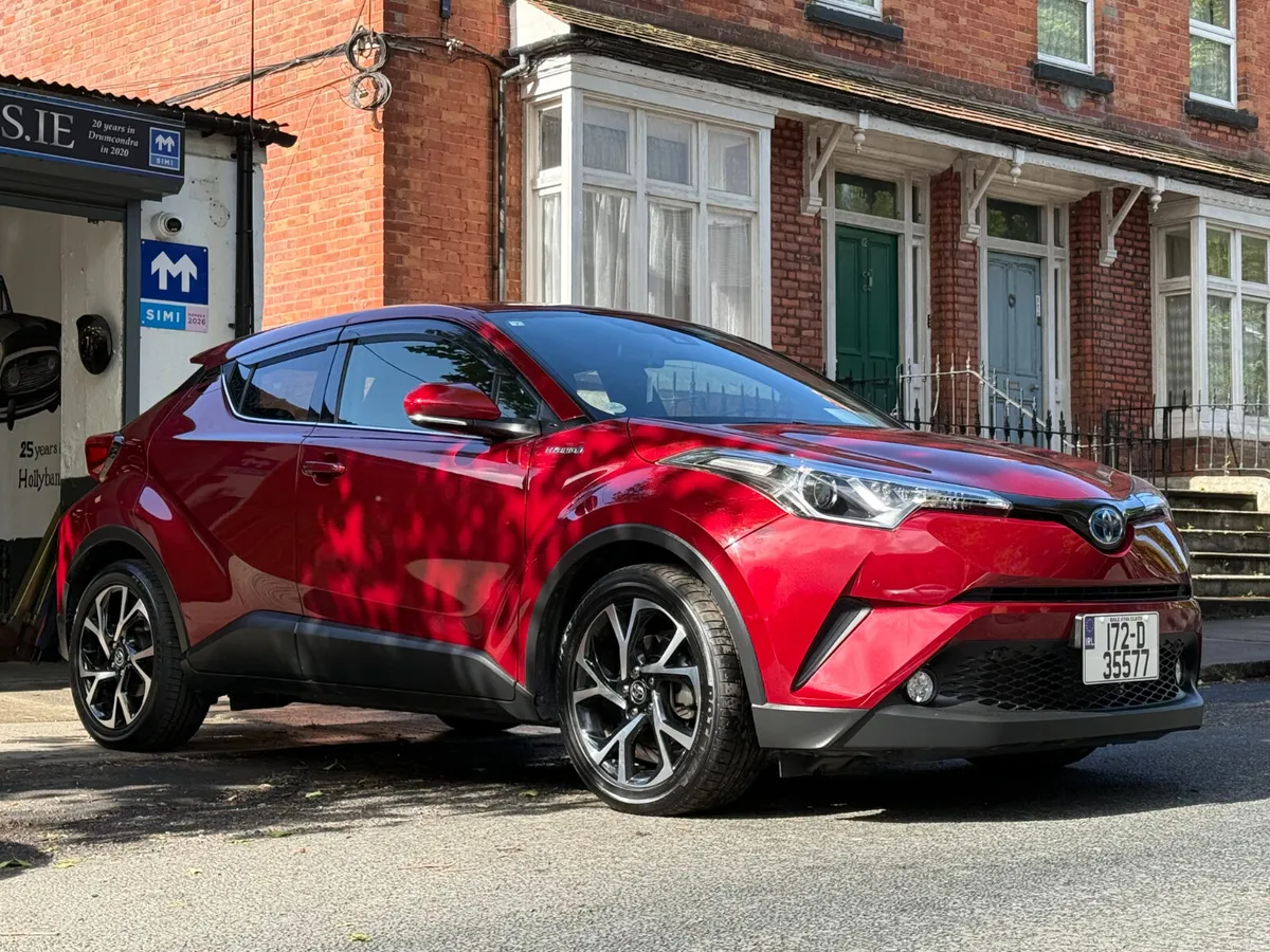 2017 Toyota C-HR, Hybrid Automatic, 58kms, Spec! - Image 3