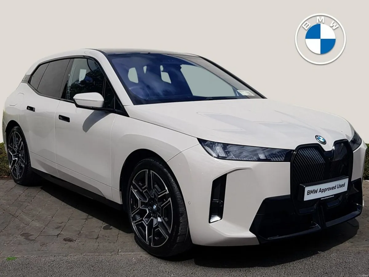 BMW iX xDrive45 M Sport - Image 1