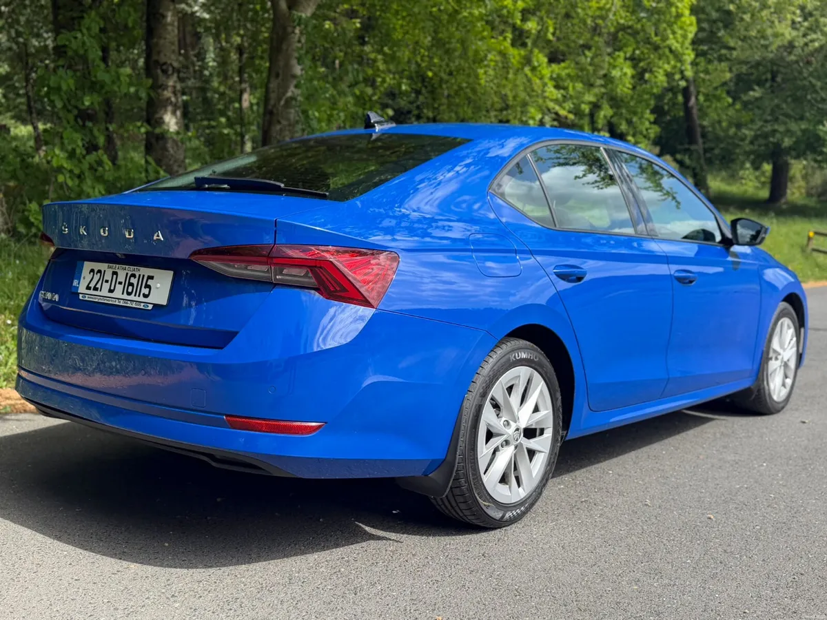 2022 Skoda Octavia  AMB 2.0TDI 115HP - Image 4