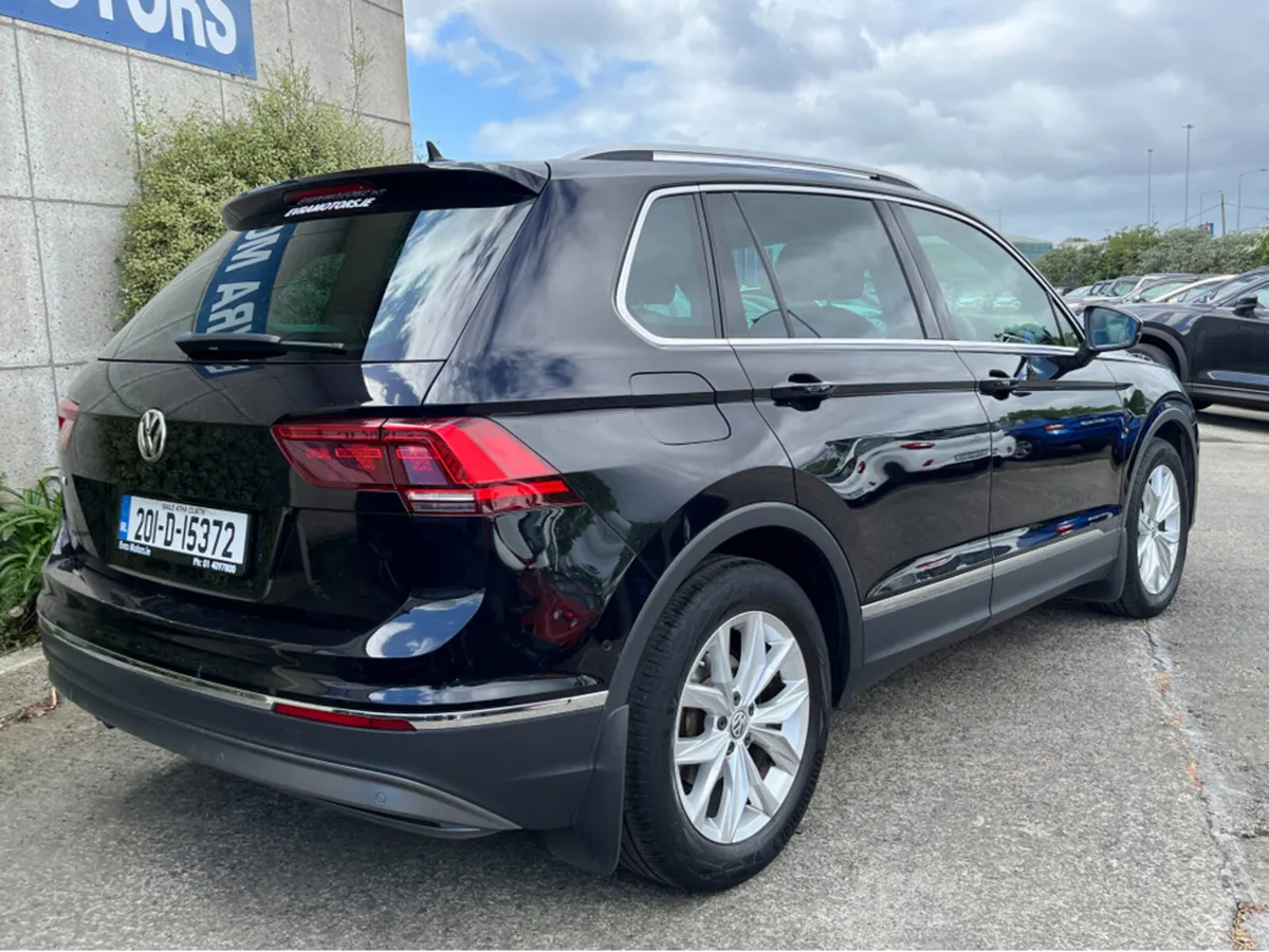 Volkswagen Tiguan HIGHLINE AUTOMATIC 2.0 DIESEL // - Image 4