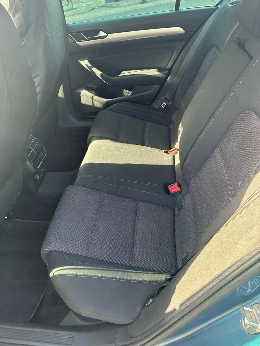 2016 Passat SE Business - Image 4
