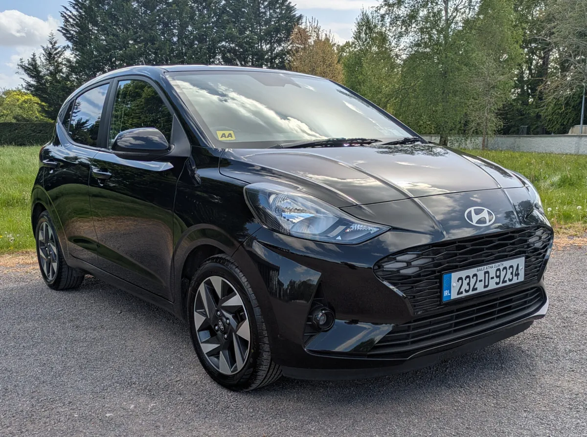 Hyundai i10 Deluxe Plus 2023 - Image 1