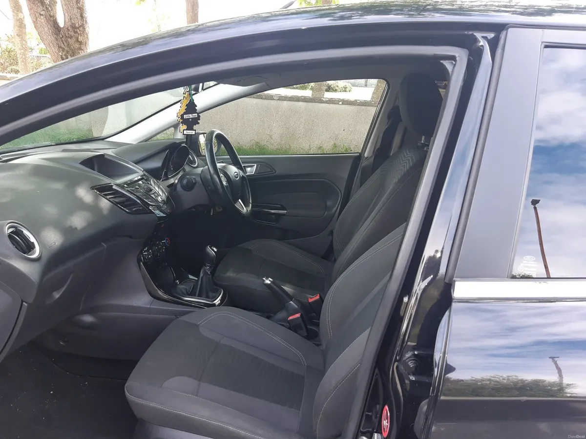 131 FORD FIESTA 1,5 D NCT11/26 TAX 08/26 - Image 4