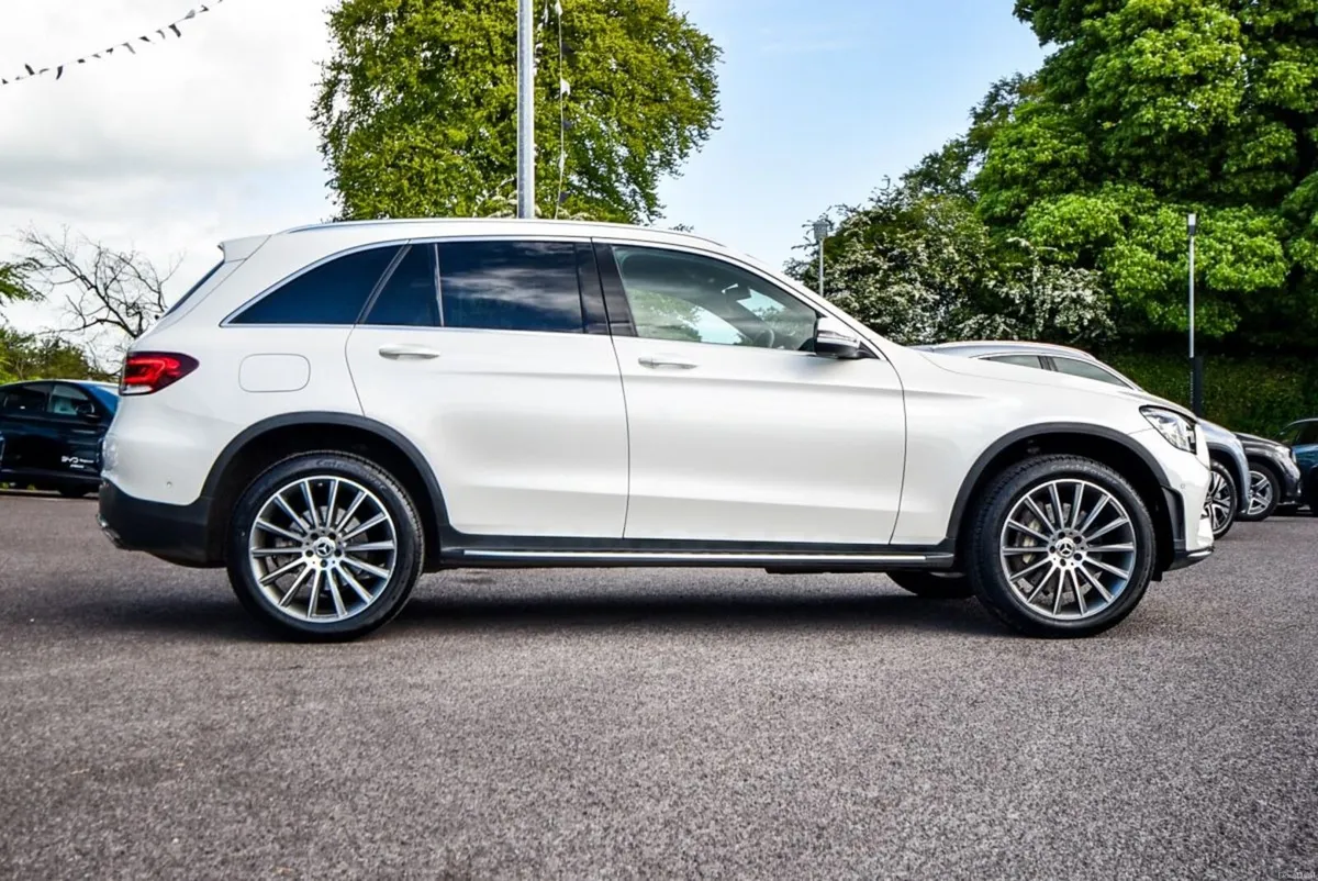 Mercedes-Benz GLC 300de AMG Premium 4Matic 316bhp - Image 4