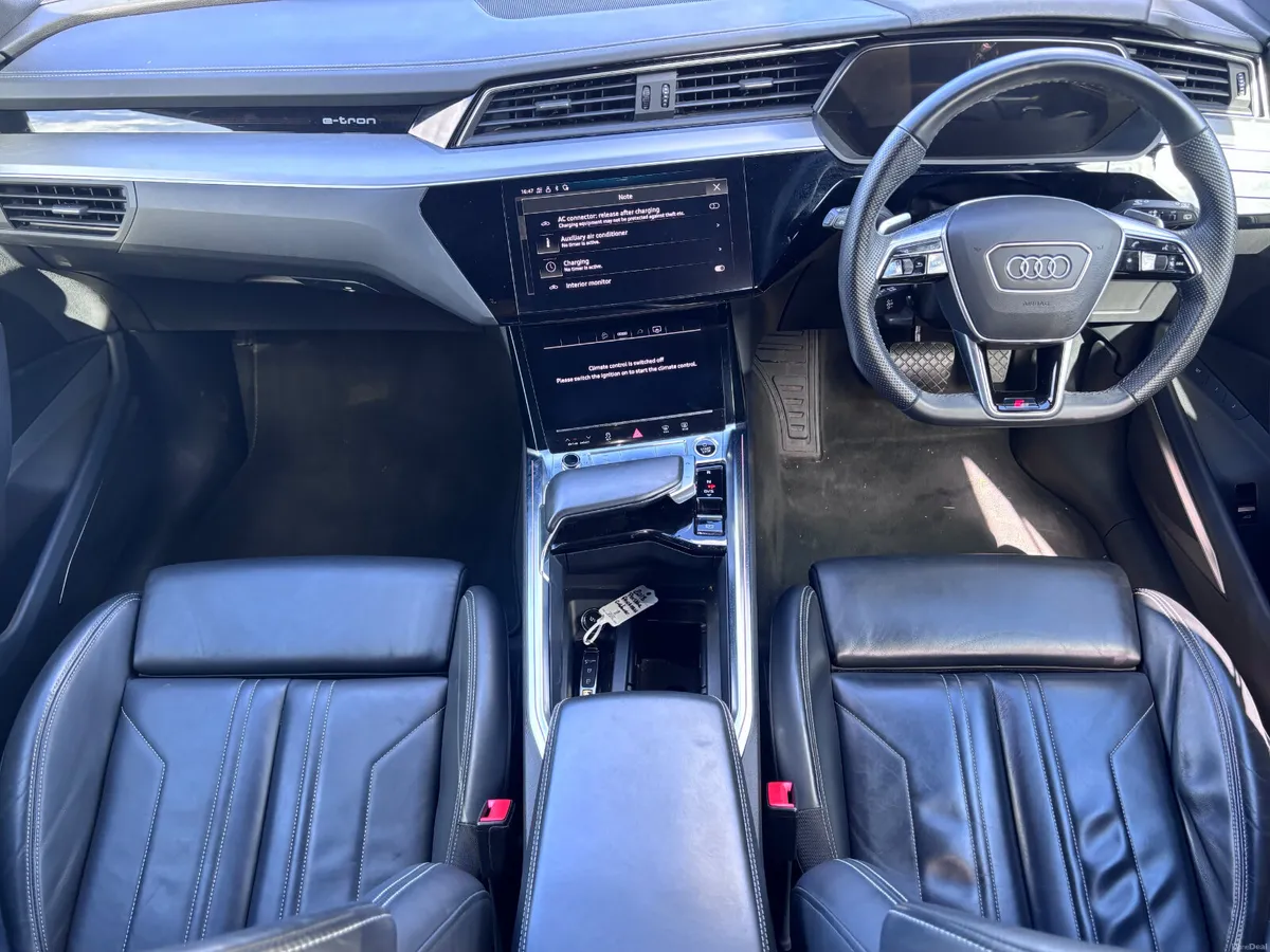 AUDI E-TRON BLACK EDITION 55 QUATTRO 95KwH BATTERY - Image 3