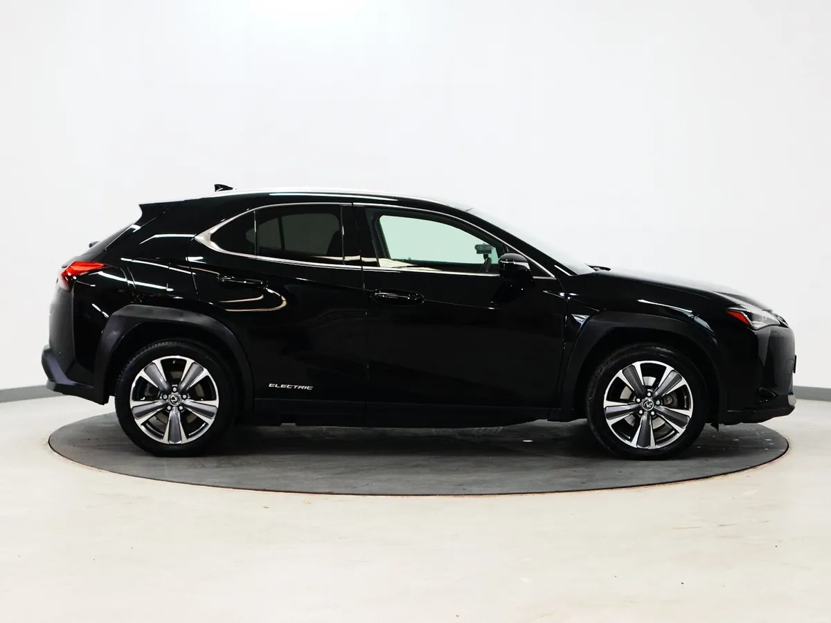 *45* 2022 Lexus UX 300e - Image 3