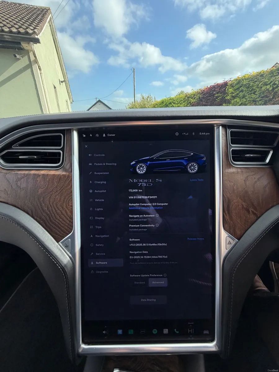 Tesla Model S 2018 - Image 2