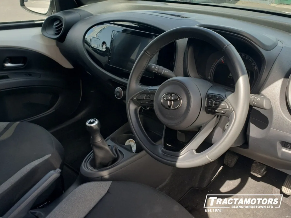 Toyota Aygo X PULSE - Image 6
