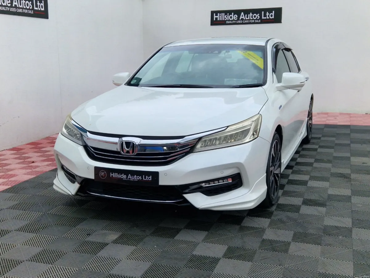 Honda Accord EXCLUSIVE  PETROL HYBRID 2.0 AUTOMATI - Image 2