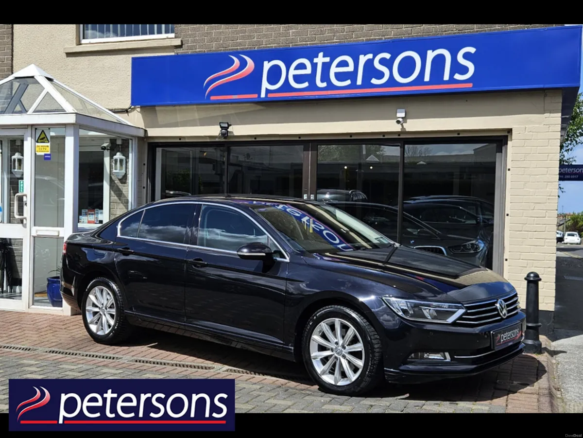 Volkswagen Passat SE BUSINESS BLUEMOTION 120PS 4DR - Image 1