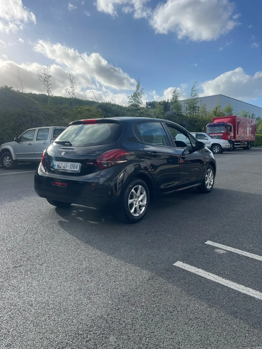 2016 Peugeot 208 * Low Milage* - Image 4