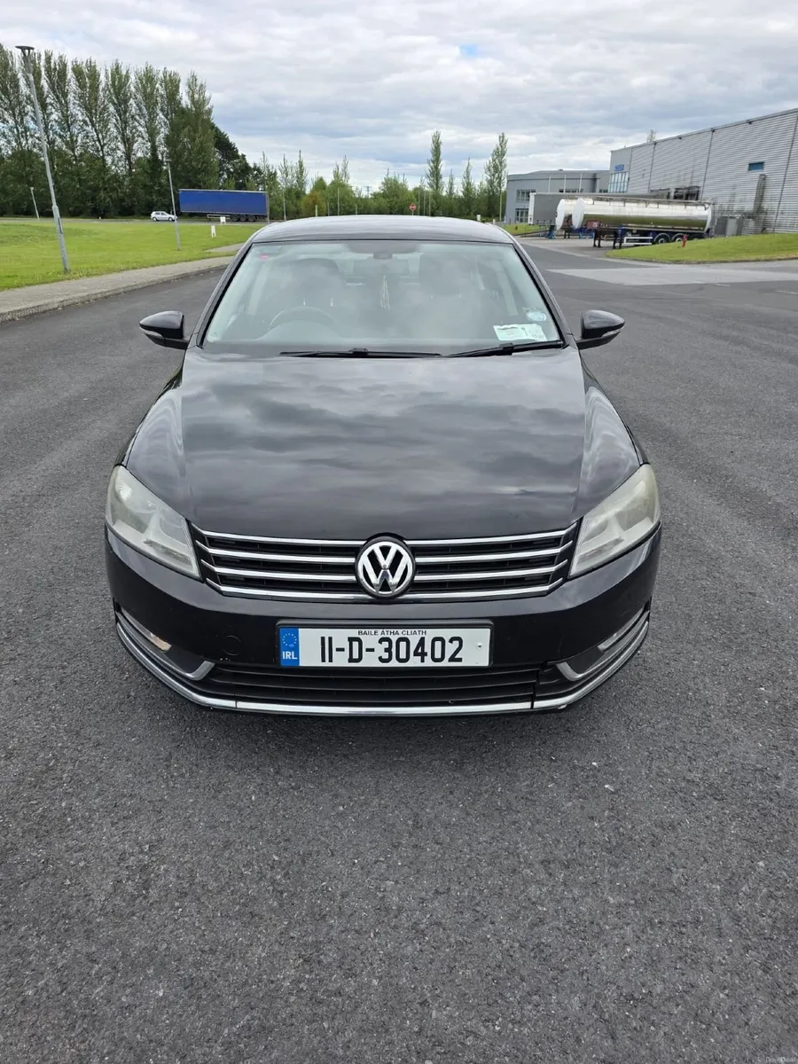 Volkswagen Passat 1.4 Automatic 2011 - Image 1