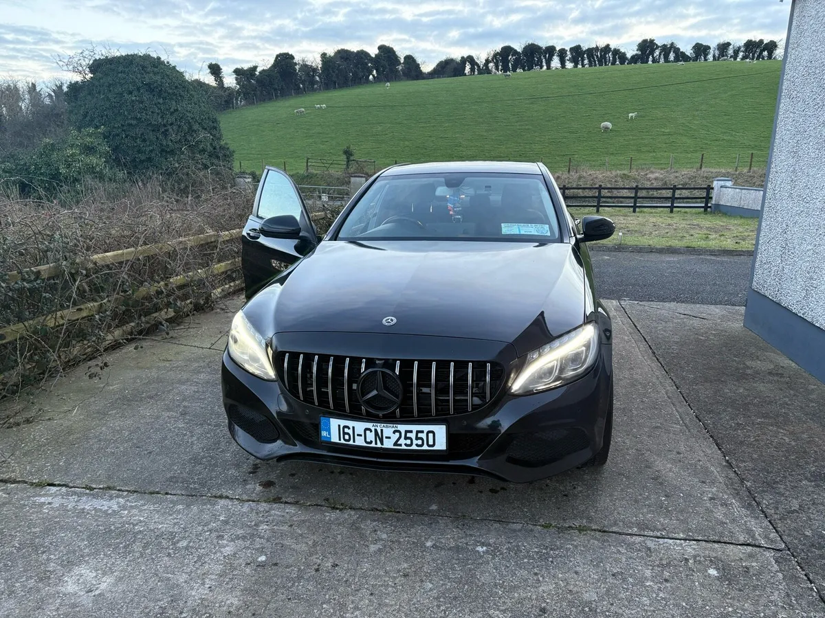 Mercedes C 2016 C220D EXECUTIVE head gasket blown - Image 1