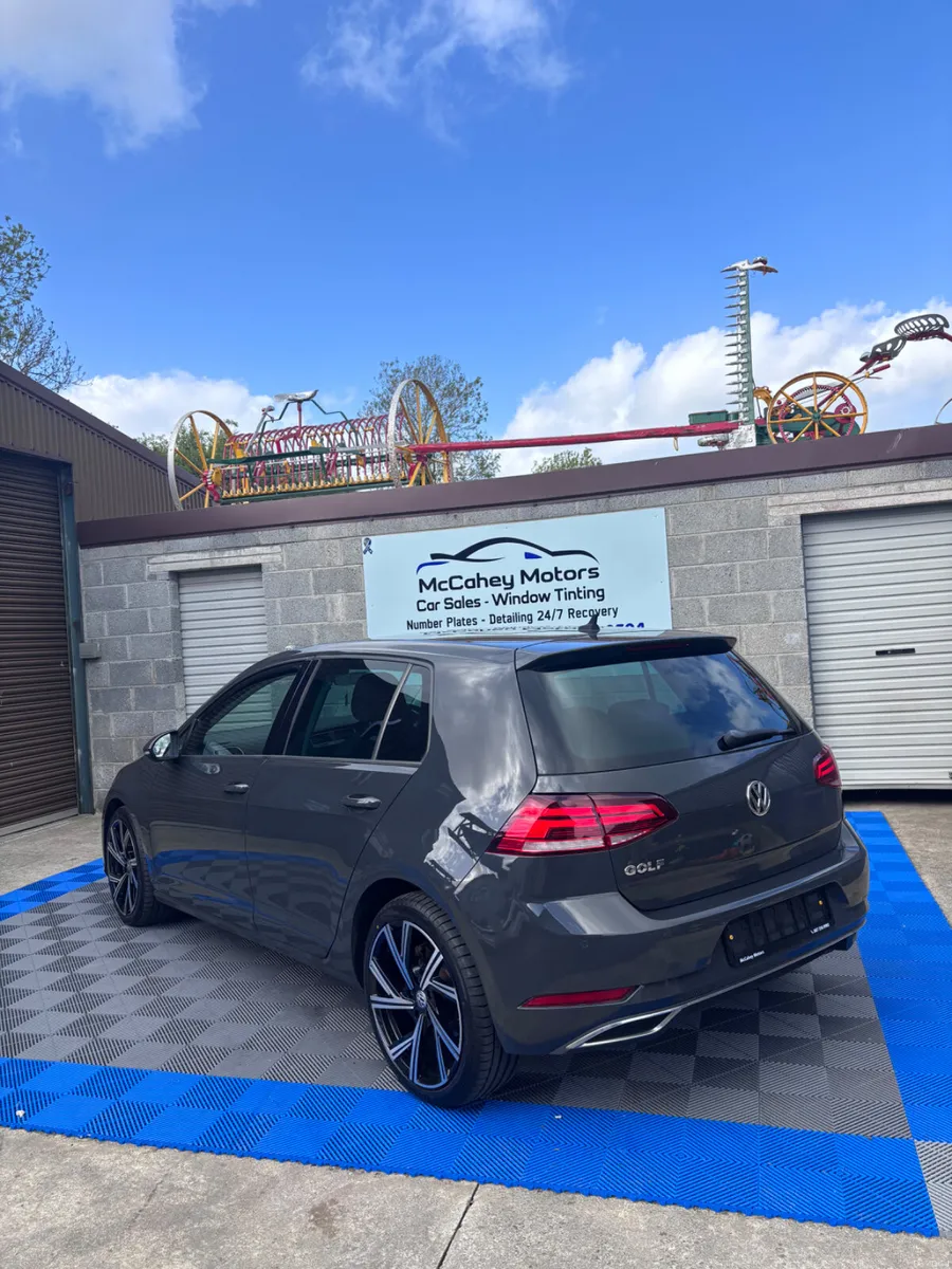 Volkswagen Golf 2018 gt - Image 3