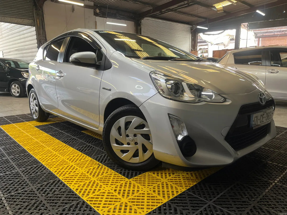 Toyota Aqua 2017 - Image 1