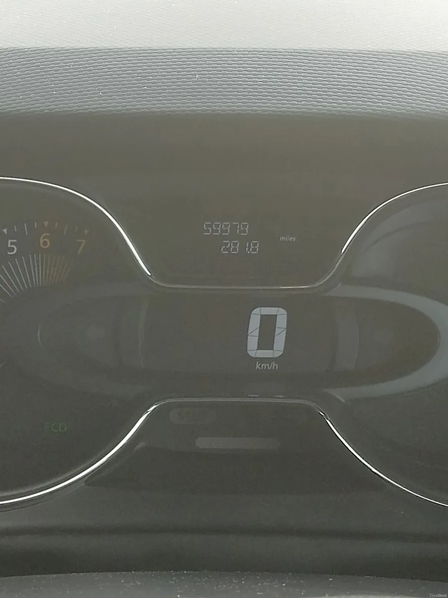 Beautiful Renault Captur, Low Mileage, Perfect - Image 4