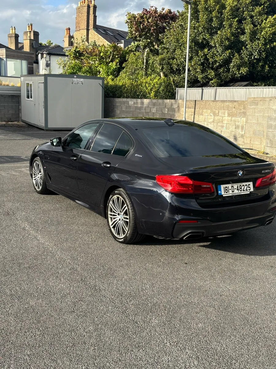 BMW 5 Series M sport - HYBRID - Image 2