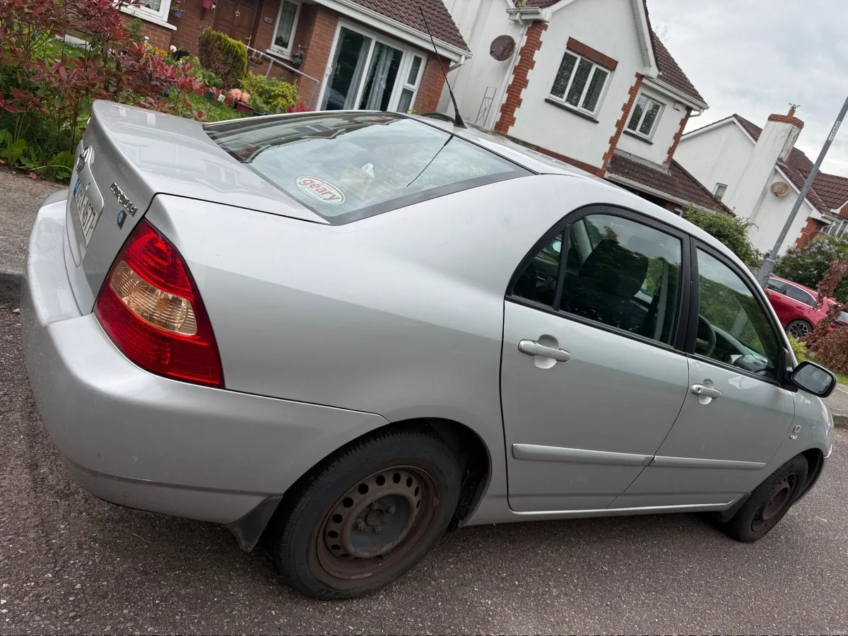 Toyota Corolla 2003 - Image 3