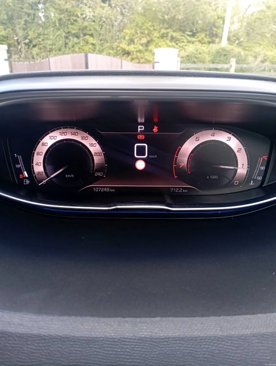 Peugeot 3008 1.2 petrol GT - Image 5