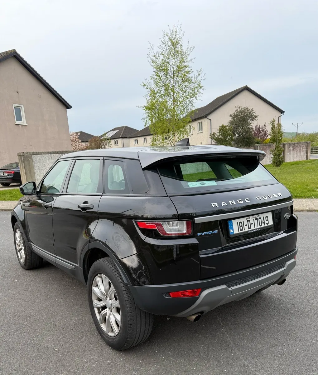 Range Rover - Image 6