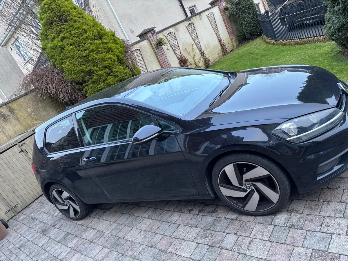 Volkswagen Golf 2018 - Image 1