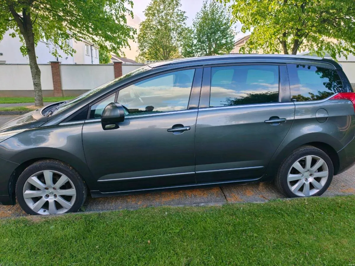 Peugeot 5008 - Image 3