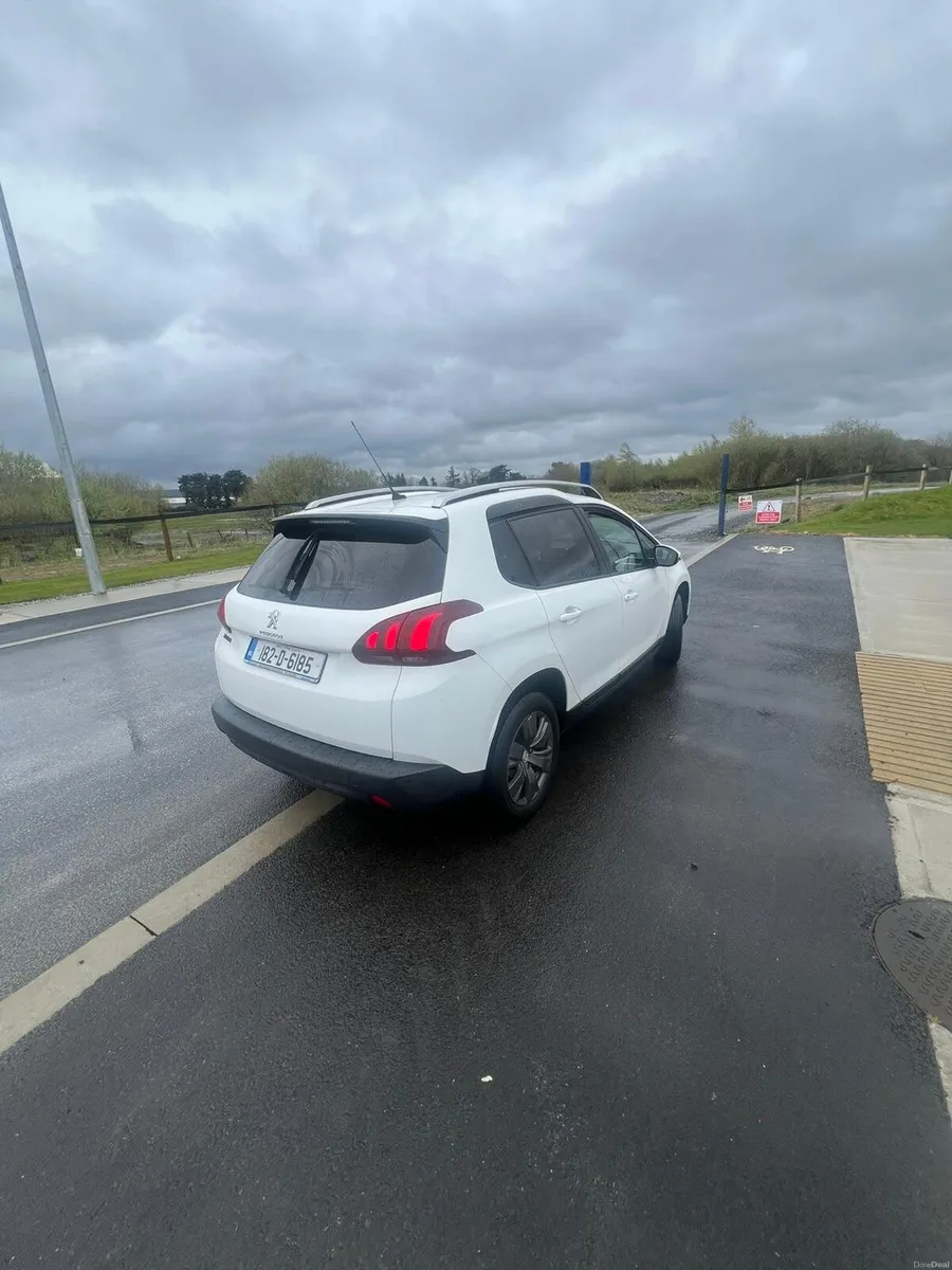 182 Peugeot 3008 2 years nct 1.2 pet 72 kms - Image 5