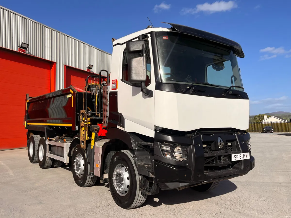 2018  Renault C430 8x4  Grab Loader - Image 2
