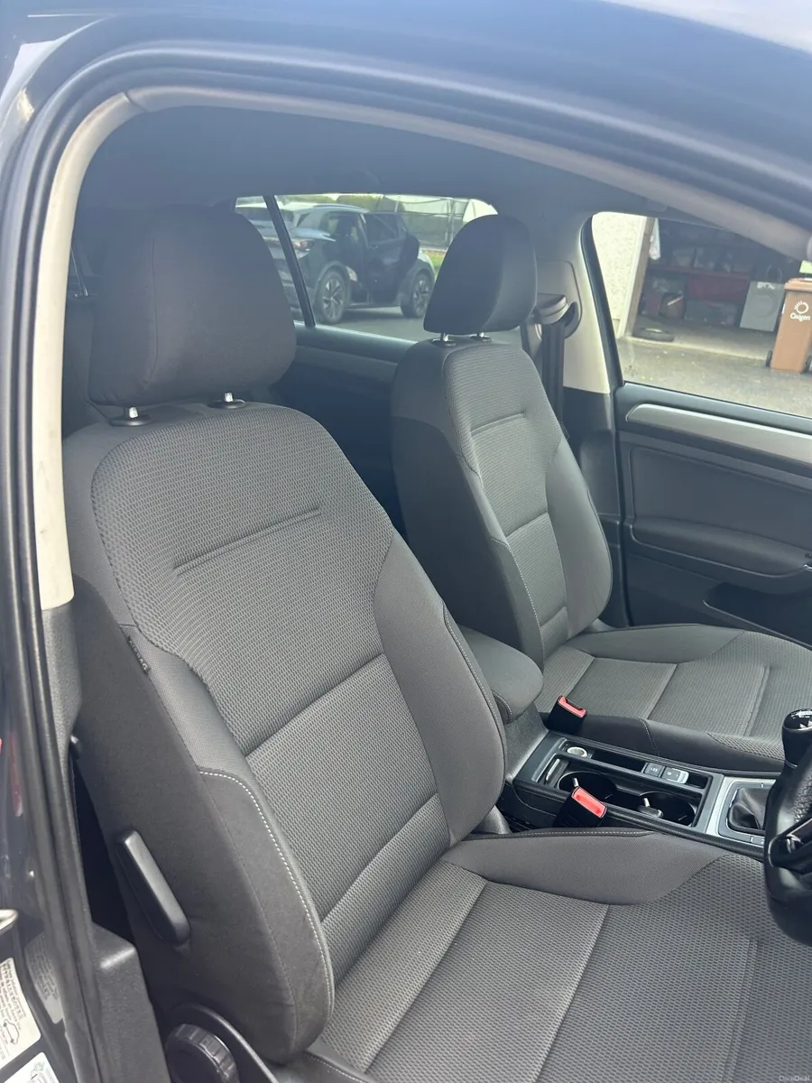 Volkswagen Golf 2015 - Image 4