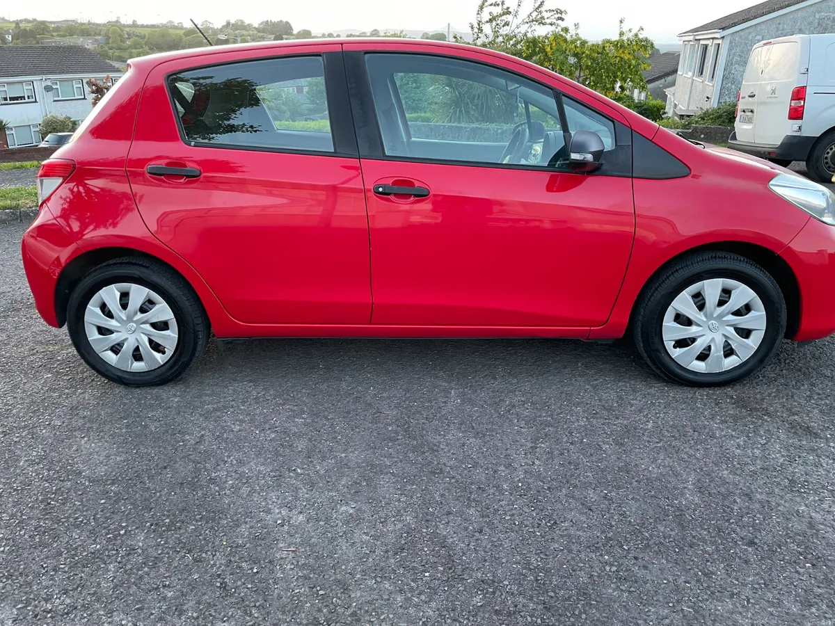 TOYOTA YARIS 142 1.0 TERRA NCT  LOVELY CONDITION - Image 5