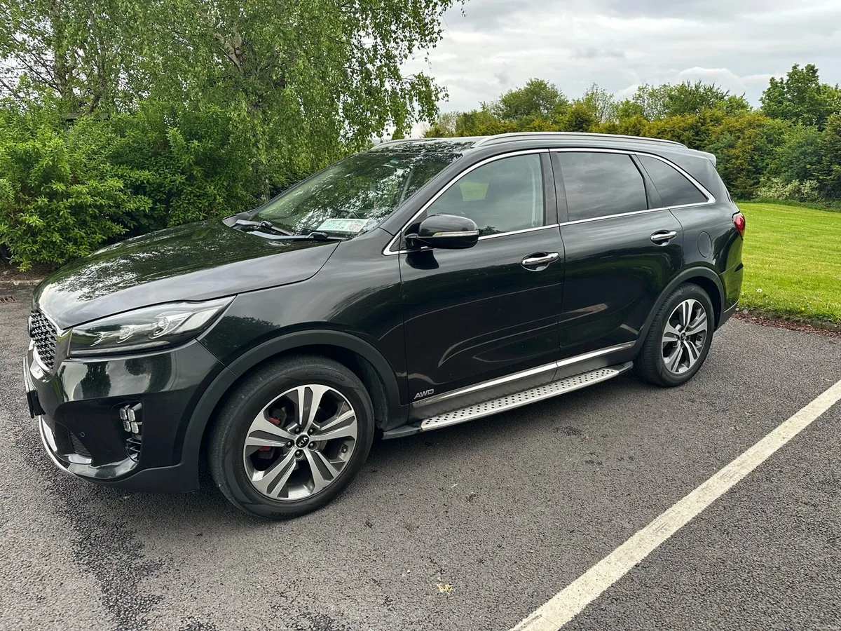 Kia Sorento GT-Line Auto AWD - 7 seater - Image 2