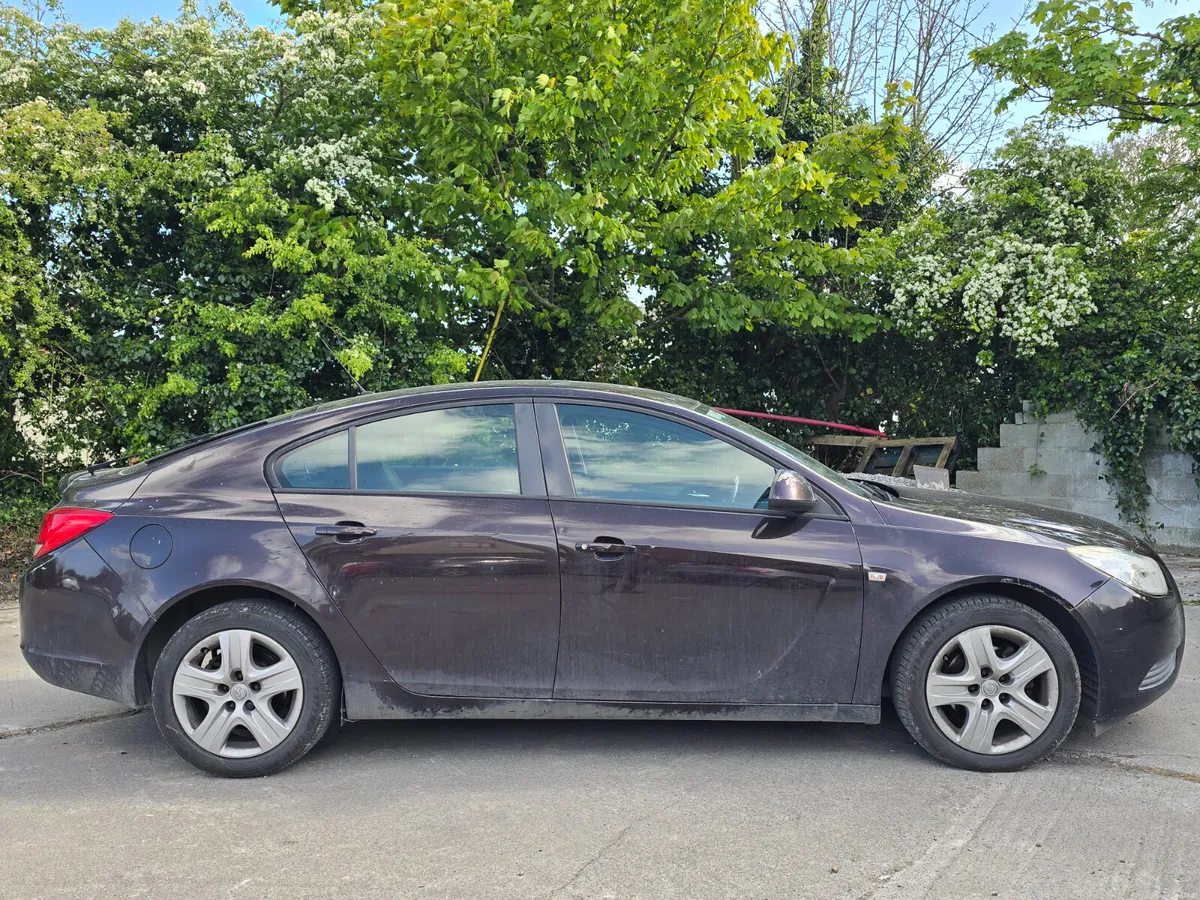 €890 Vauxhall Insignia 2012 diesel ⛽️ €890 - Image 2