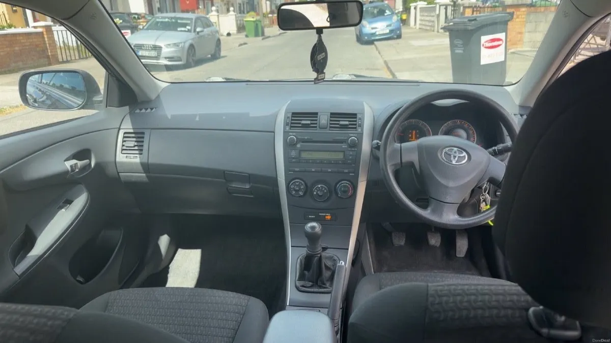 Toyota Corolla 1 PREVIOUS OWNER | NCT 04/27 - Image 3