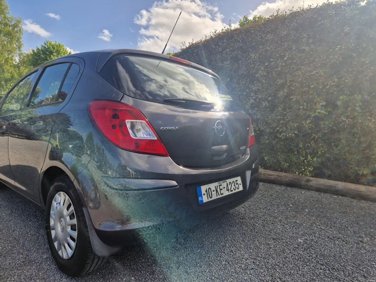 Opel Corsa AUTOMATIC 2010 - Image 3