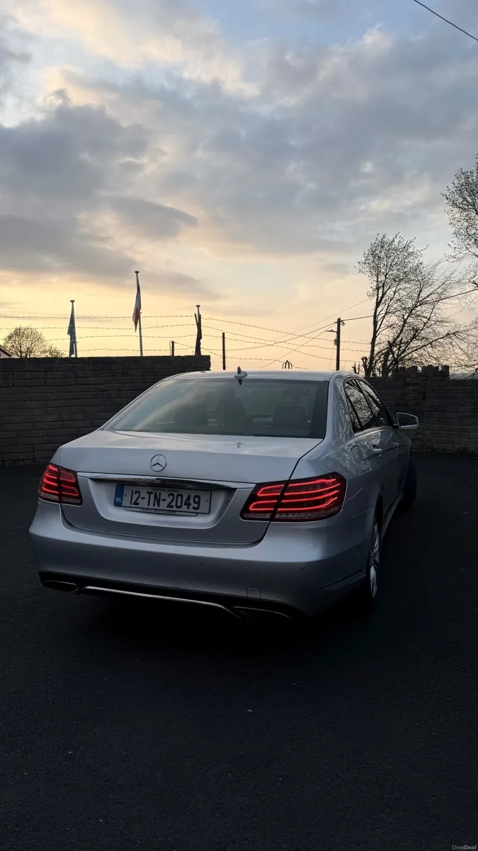 Mercedes e220 250hp exclusive - Image 4
