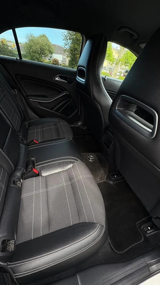 Mercedes-Benz A-Class 2014 - Image 4
