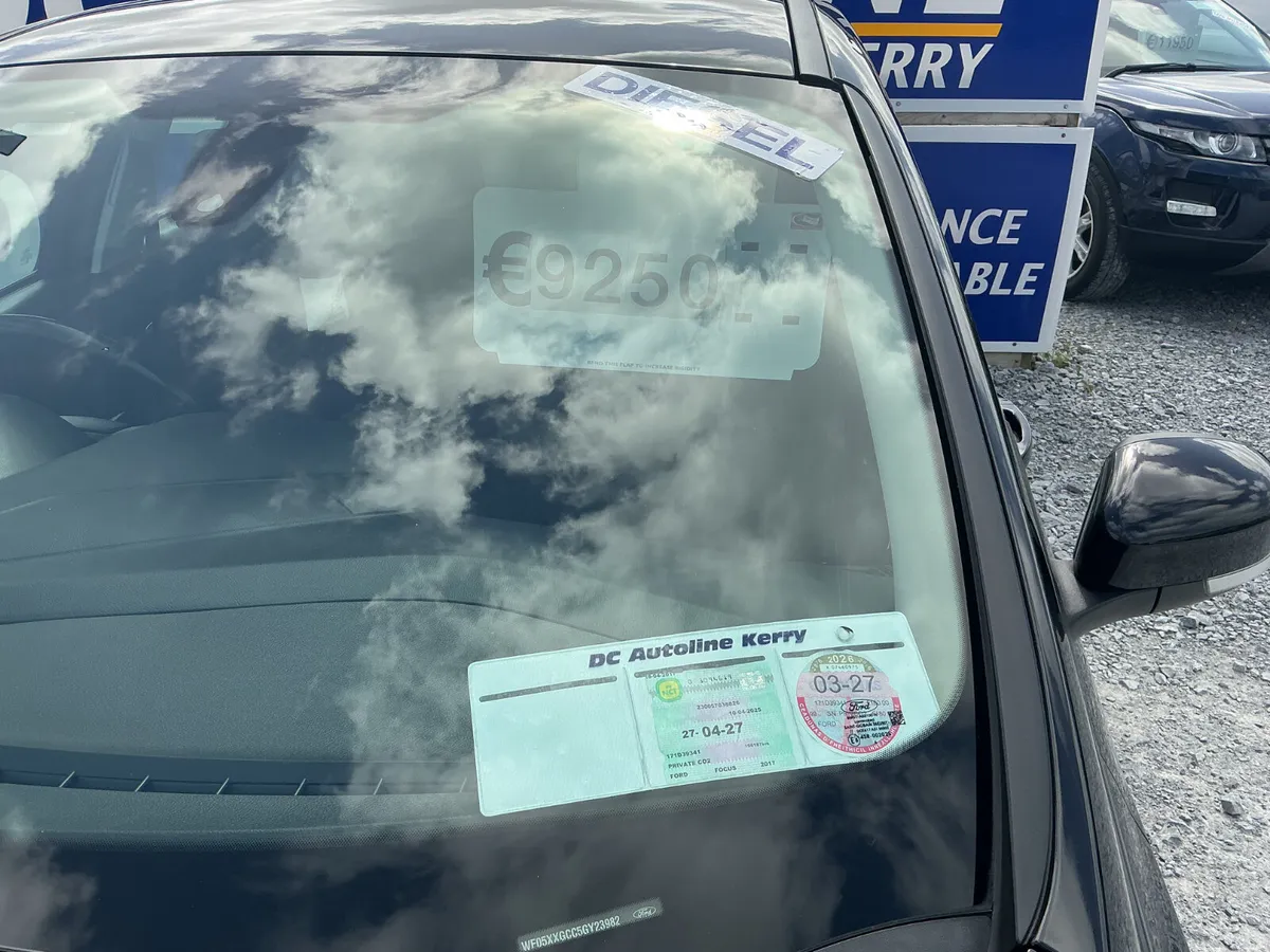 2017 FORD FOCUS  1.5 TDCI TAX 3/27 NCT 4/27 - Image 4
