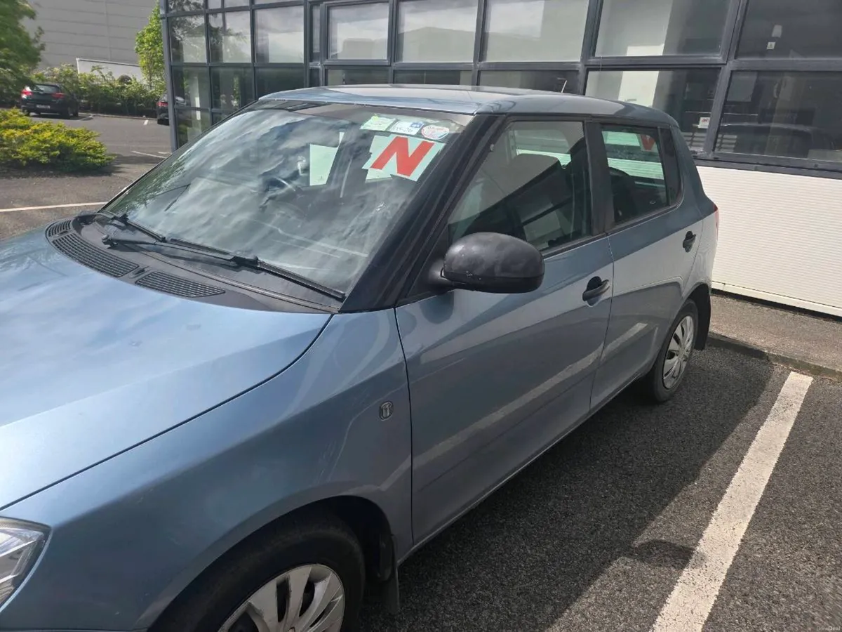 Car - Image 3