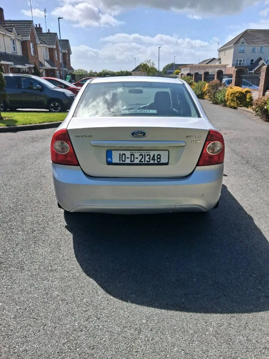 2010 ford focus - Image 3