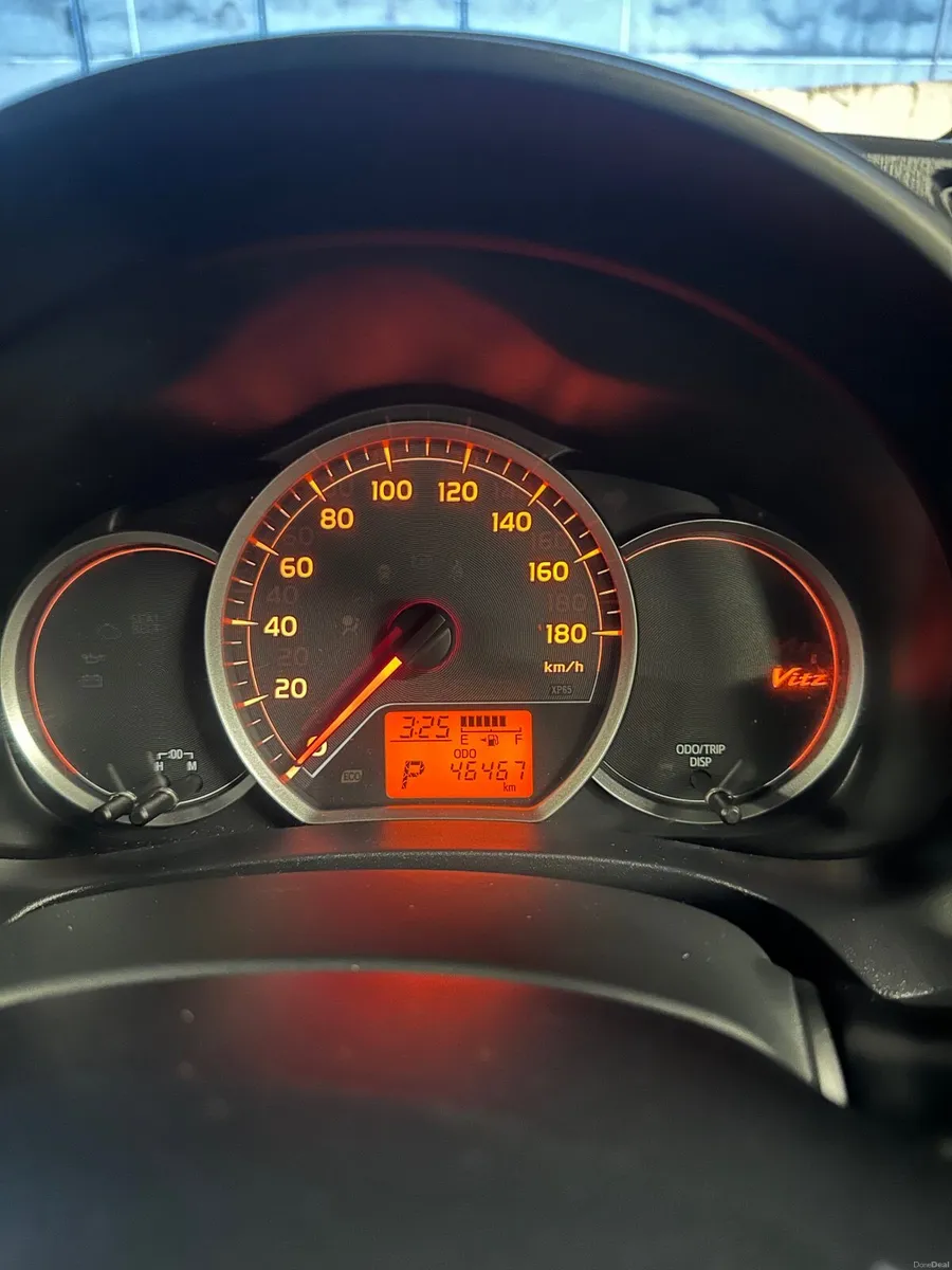 Toyota Vitz 2013 1.0 petrol    Automatic - Image 2