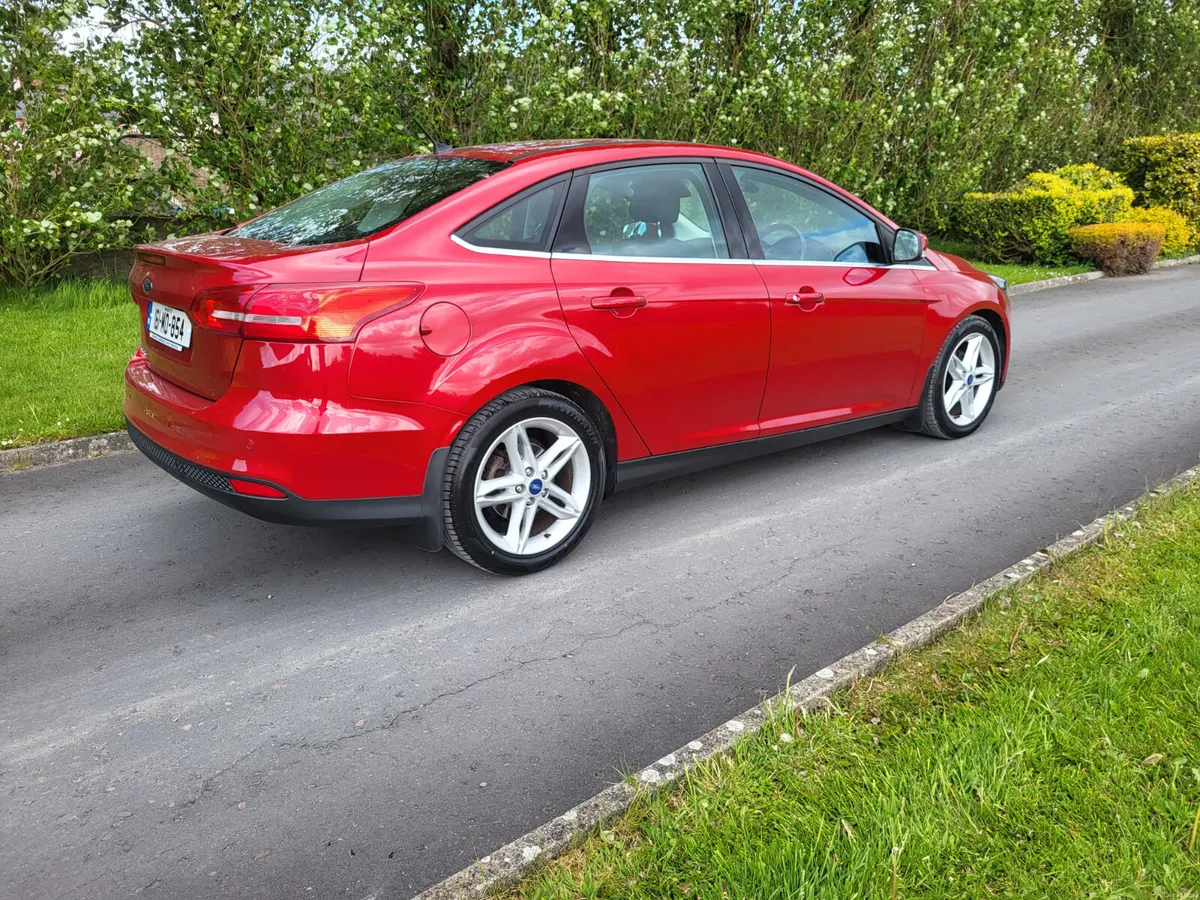 Ford Focus Titanium 1 owner  1.5 Diesel - Image 2