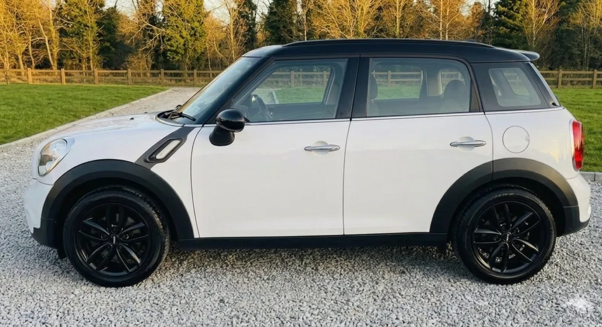 2013 MINI Countryman (131-D) – Low Miles! - Image 2