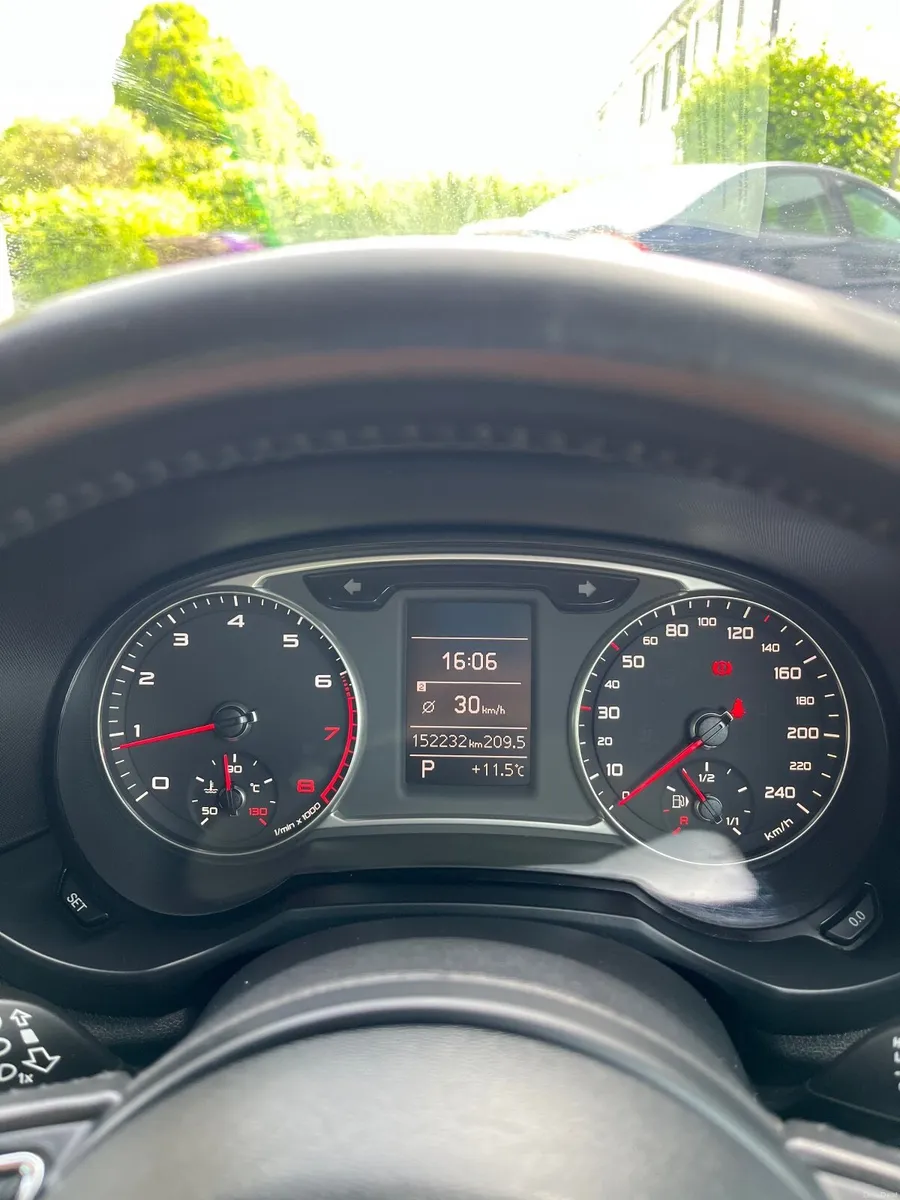 Audi A1 2011 - Image 1