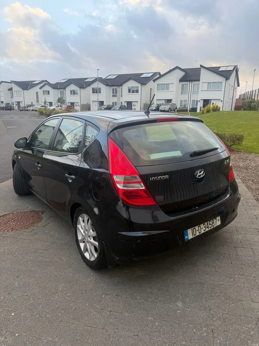Hyundai i30 - Image 1