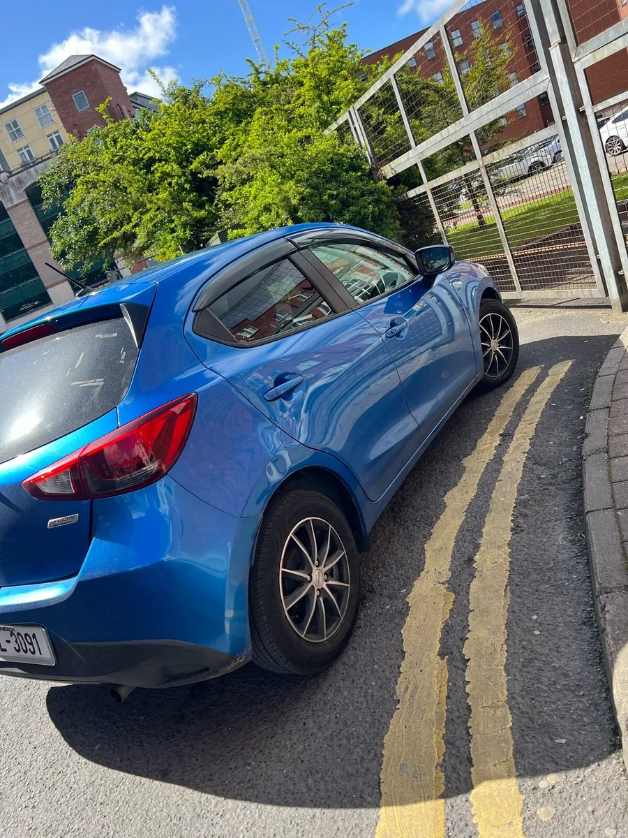 Car - Image 2