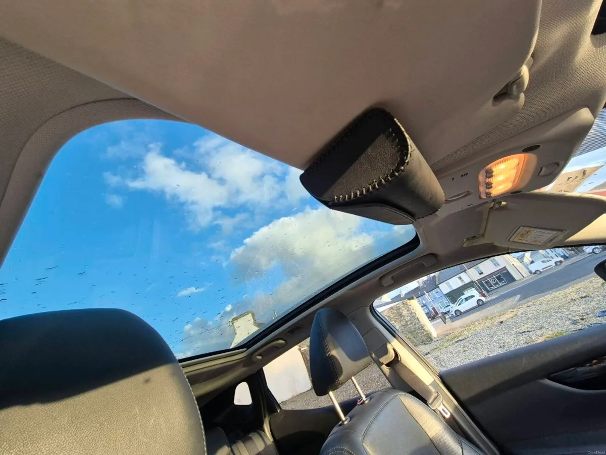 Nissan Qashqai diesel Premium - Image 2